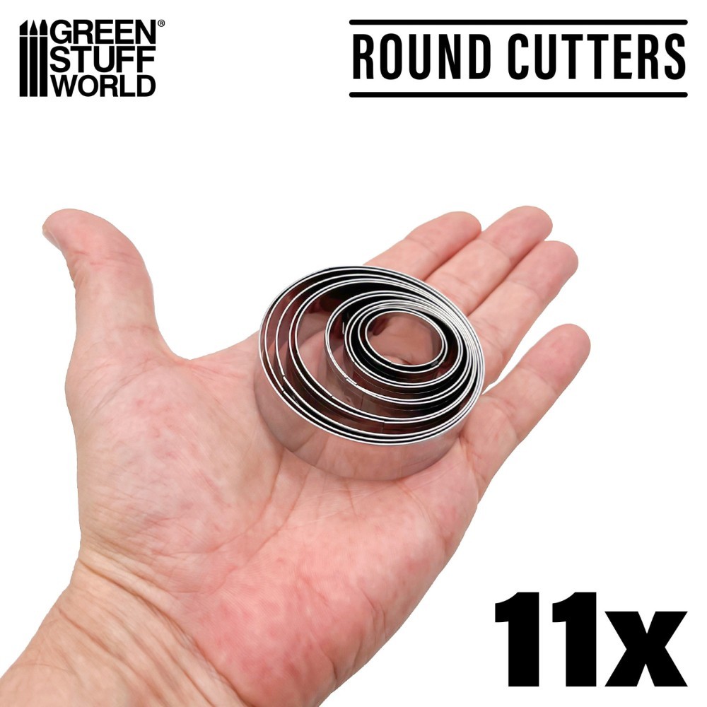 Különböző méretű vágófejek a készletben